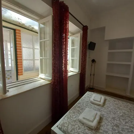 Hostal Casa Blanca *